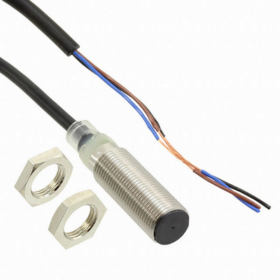 OMRON Proximity sensör, endüktif, nikel-pirinç, kısa gövde, M12, blendajlı, 2mm, DC, 3 telli, NPN-NO, 5m kablo 4548583549241