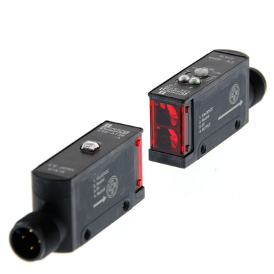 Omron Photolelectric Sensor, Mutual Emitter, 7 M, DC, 3-Wire, PNP, Horizontal, M12 PLUG-in 4536853282547